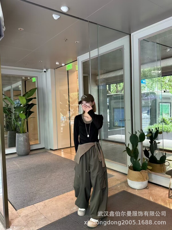 休闲运动套装女2025年秋季新款时尚洋气减龄显瘦外套阔腿裤三件套|undefined