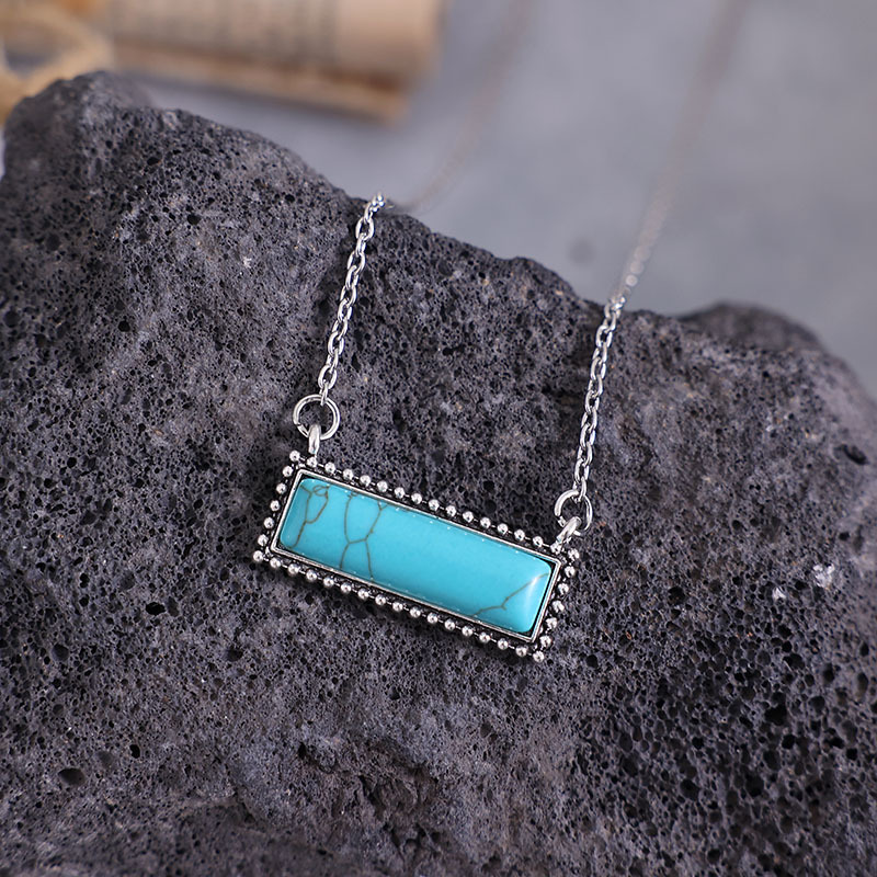 Casual Retro Rectangle Alloy Inlay Turquoise Women's Necklace display picture 3