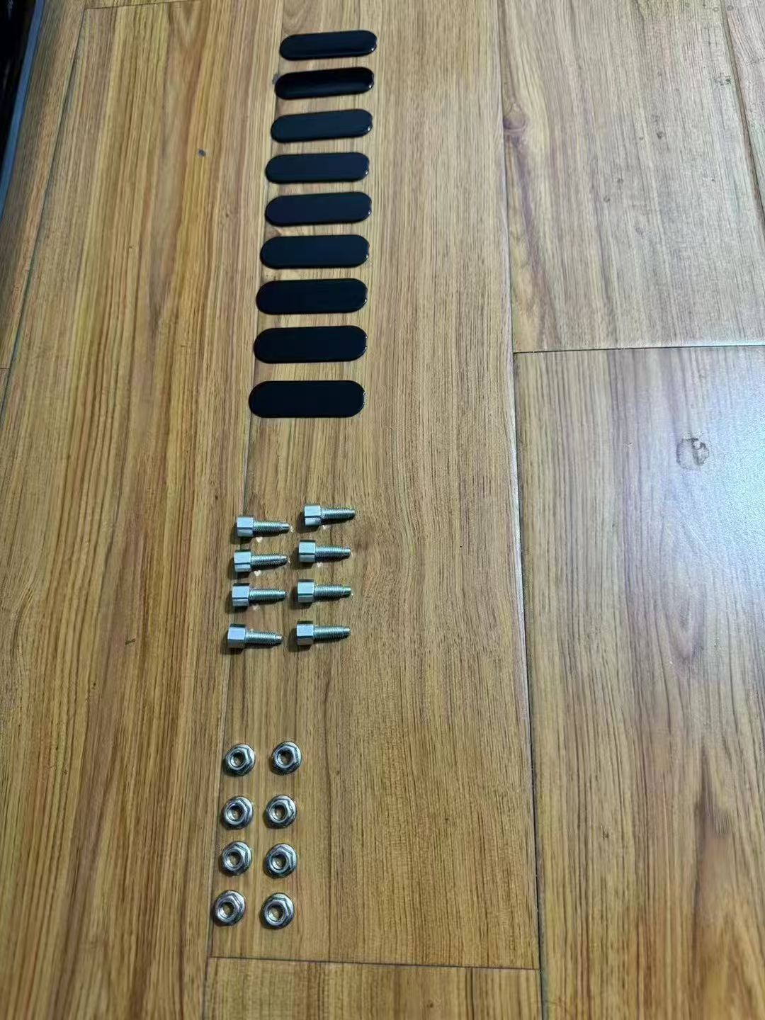 Suitable for BYD Yuan UP luggage rack, roof rack, aluminum alloy travel rack, Yuan PLUS modification decoration, no drilling required