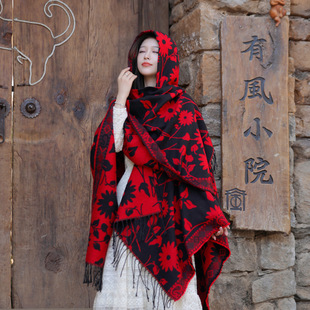 2025 Summer Casual Travel Sunscreen Shawl Floral Print Scarf Trendy Fashion Outerwear Retro Fashion Cape