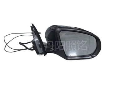 The rearview mirror is Rearview mirror/rearview mirror - right-assembly