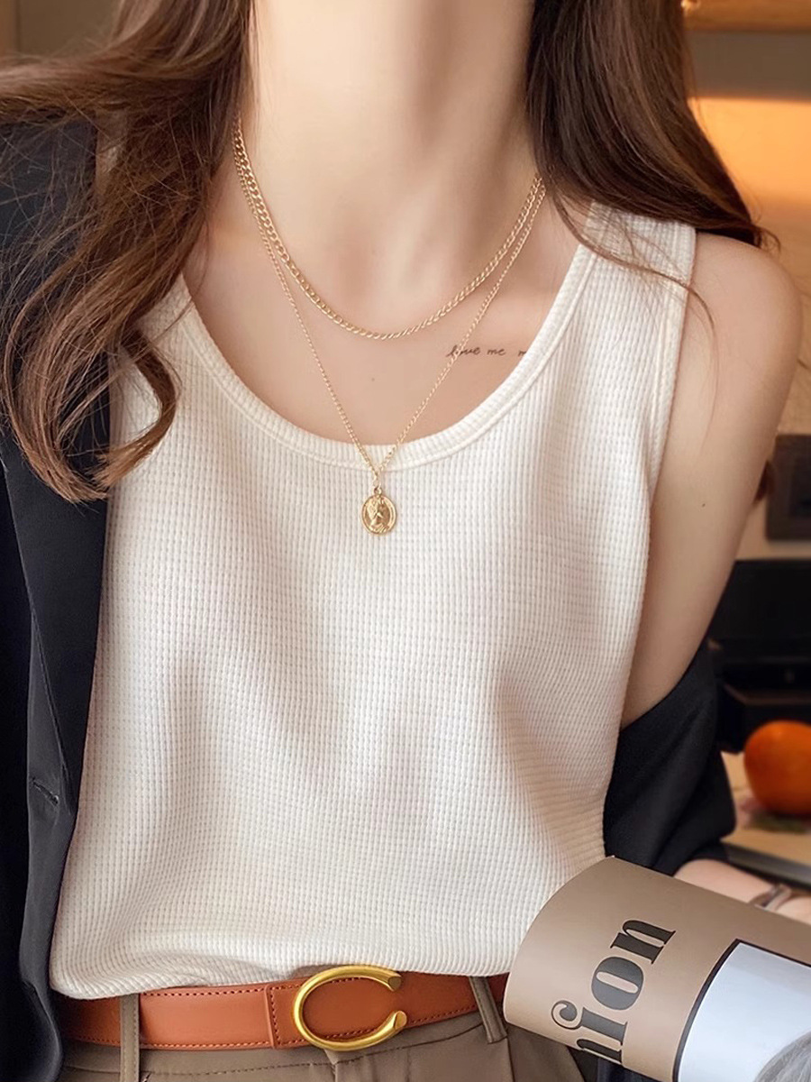 Women's Camisole Vest 2026 New Style White Sleeveless Loose Waffle Top for Summer Outerwear