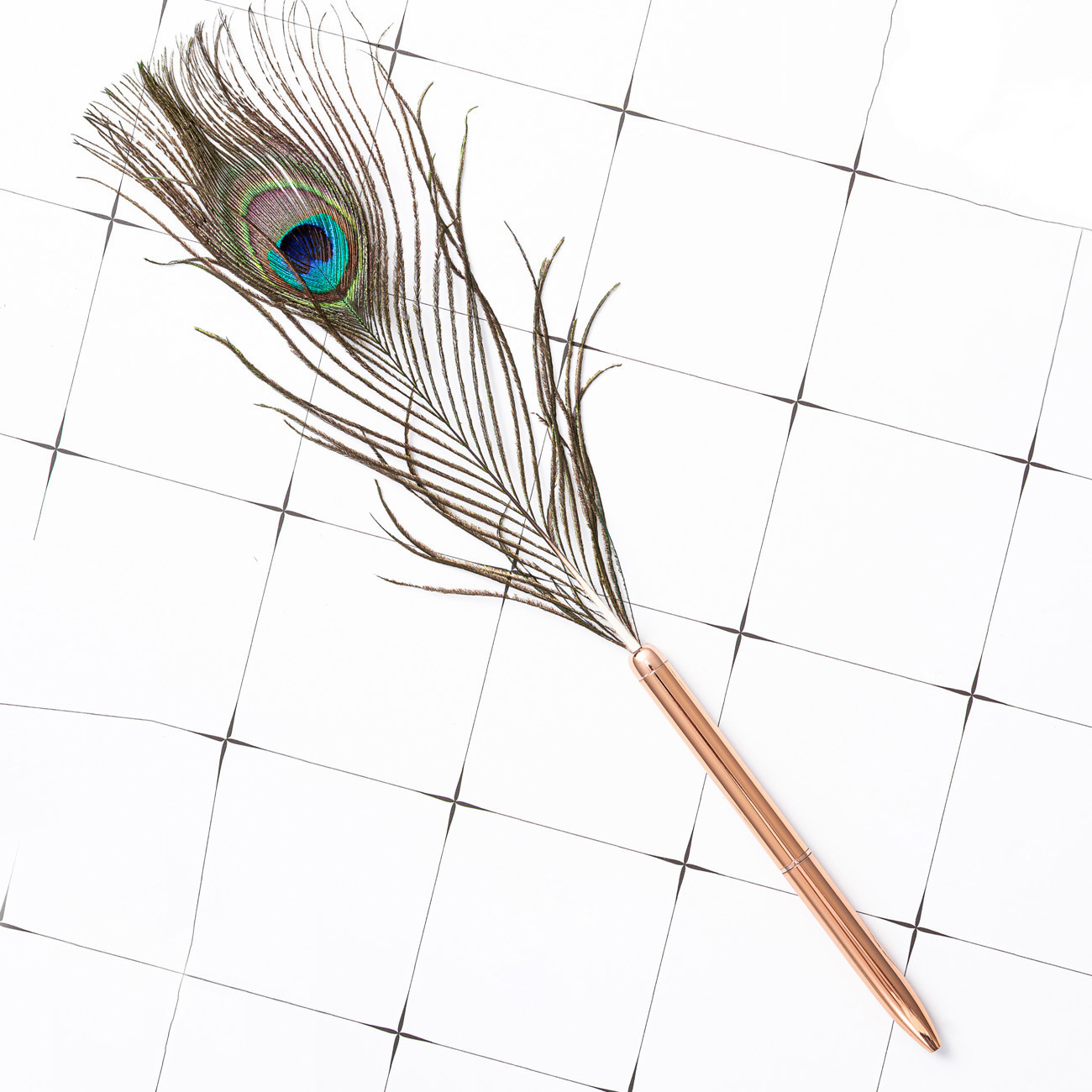 Pluma bolígrafo fabricante al por mayor nuevo estilo de pluma de firma creativa retro diseño DIY conjunto de pluma europea