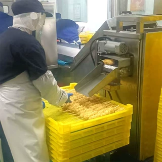 热狗肠油炸机 芝士热狗棒油炸设备带挂渣 诸城淀粉脆皮肠油炸线