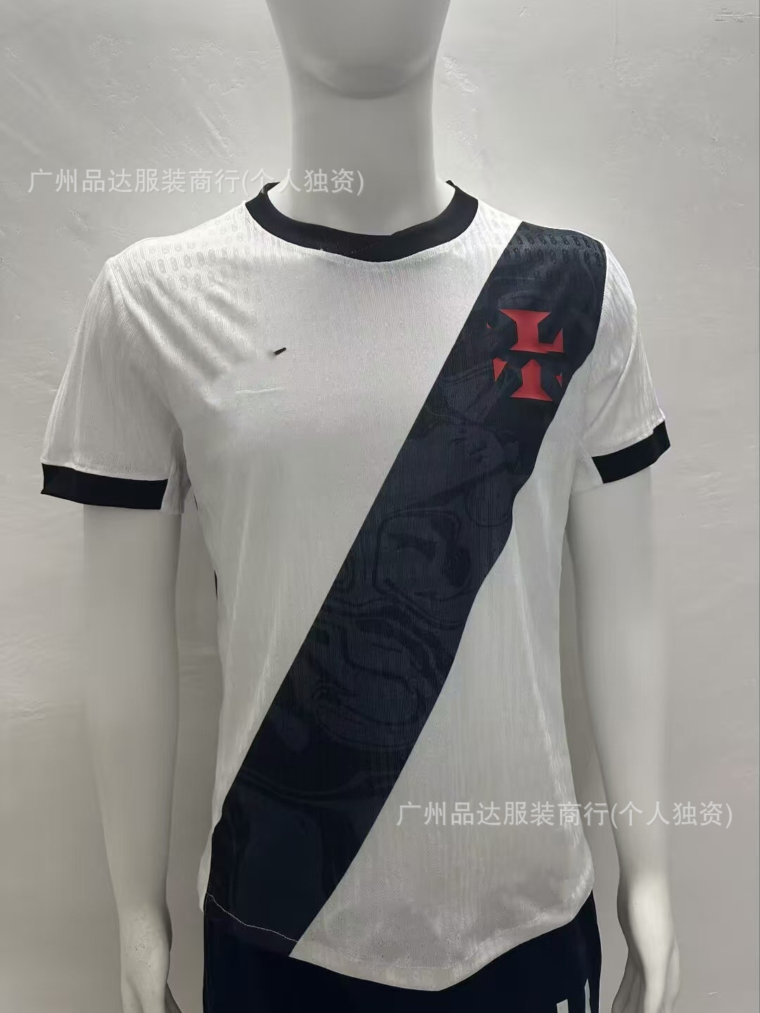 Camiseta de Uniforme de Fútbol Temporada 2526, Versión Jugador del Real Madrid, Edición Especial Selección Nacional, Versión Aficionado, La Liga