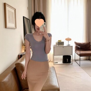 �弃���Ĵ����������bһ����С�I��Ů��������С�w�����°���ȹ