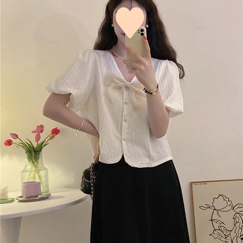 Butterfly knot women's design sense niche summer Korean style gentle sweet bubble sleeve short snow silk top