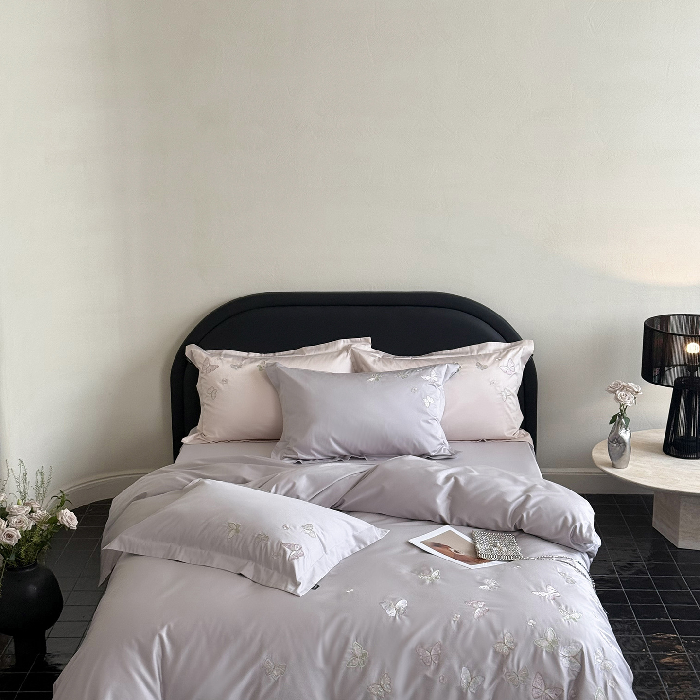 Pure Cotton Long-Staple Cotton Four-Piece Set, Comfortable and Breathable, with Exquisite Butterfly Embroidery, Bed Sheet and Duvet Cover, Bedding Set, Shipped from Nantong