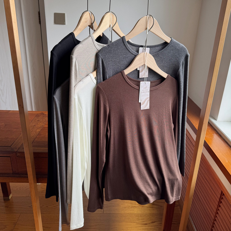 Top-quality product! Contains 7% white cashmere, regular shoulder, small round neck T-shirt for women, simple and slim-fit base shirt Top-quality product! Contains 7% white cashmere, regular shoulder, small round neck T-shirt for women, simple and slim-fit base shirt