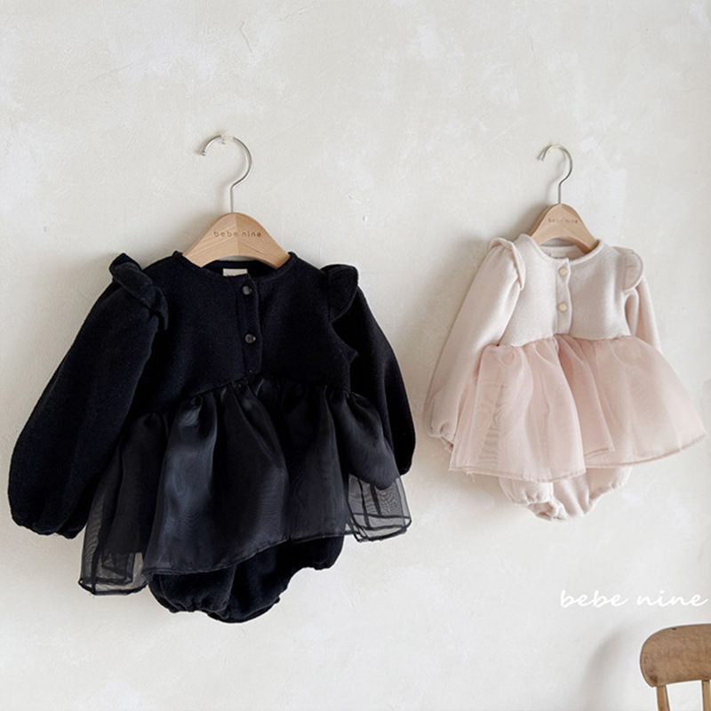 Baby invierno monótese de ropa infantil coreana ropa de invierno de otoño y invierno 2024 ropa de terciaria más gruesa ropa de calzado