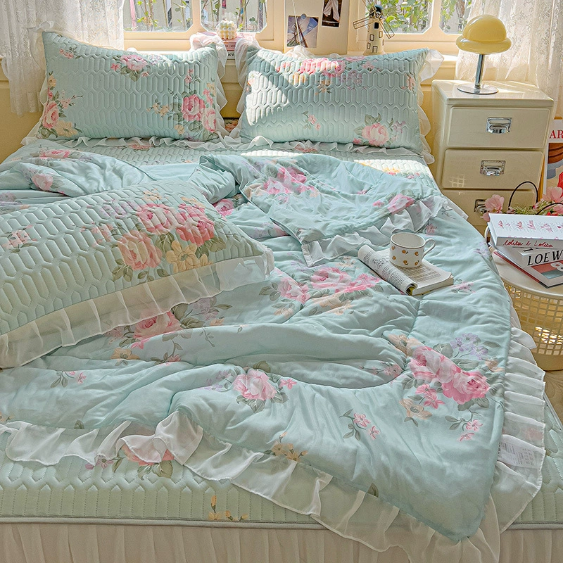 Предпочтительные коврики Летние прохладные одеяния из четырех частей. Небольшой аромат. Летние кружевные коврики из ледяного шелка.