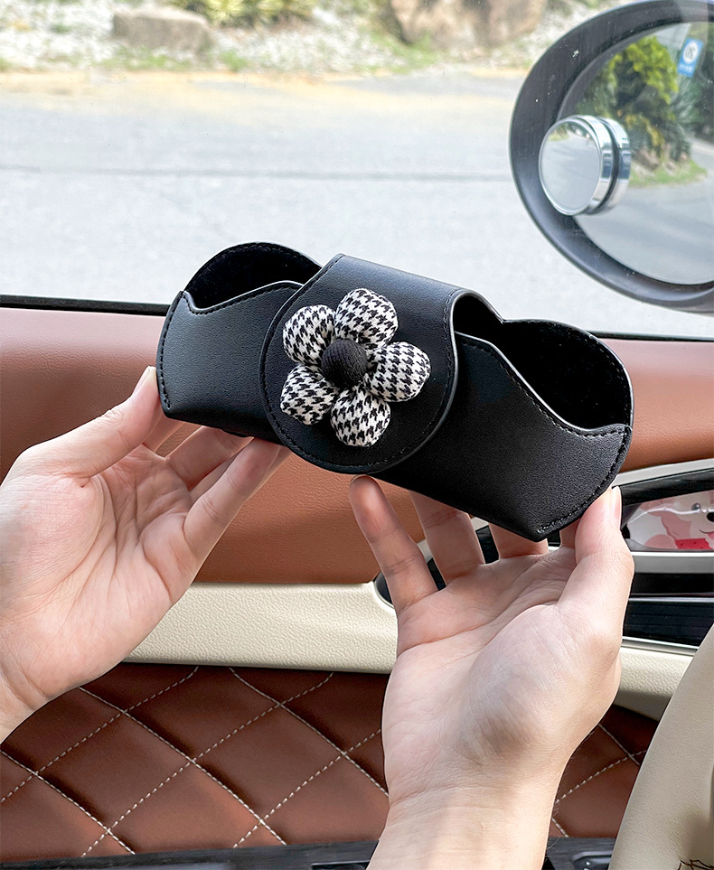Car sun visor sunglasses box bracket car sunglasses storage clip car supplies complete car glasses clip