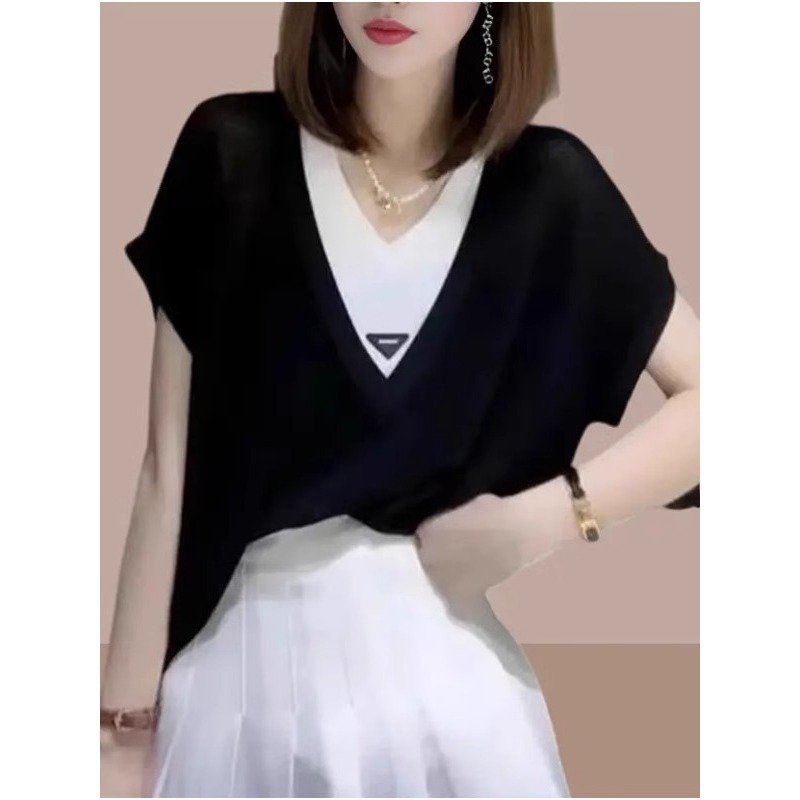 Áo thun nữ tay ngắn cổ chữ V giả hai mảnh dáng rộng che bụng — Màu đen