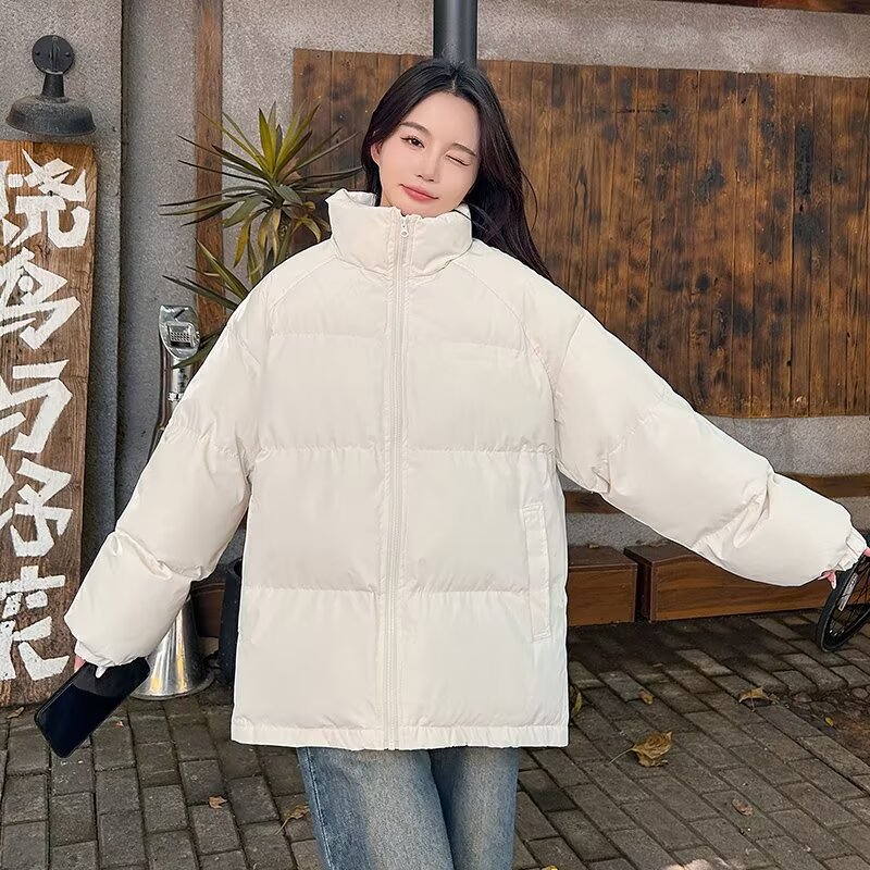 2024 invierno nuevo estilo coreano ropa de algodón de moda mujer corto collar suelto y grueso abrigo de pan de algodón para hombres y mujeres image 5