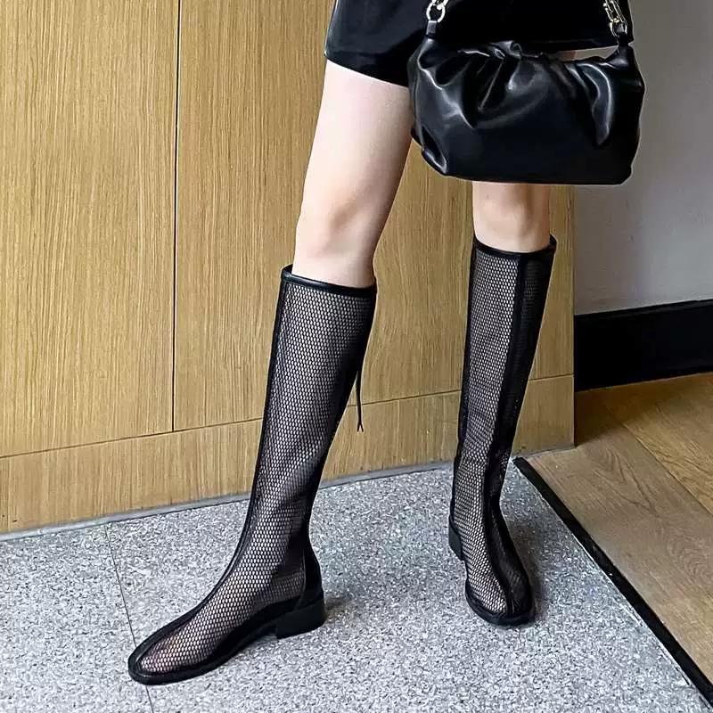 Высокие сапоги для женщин лето 2025, новые корейские сандалии на плоской подошве с сетчатыми вставками и молнией сзади, тонкие женские сапоги