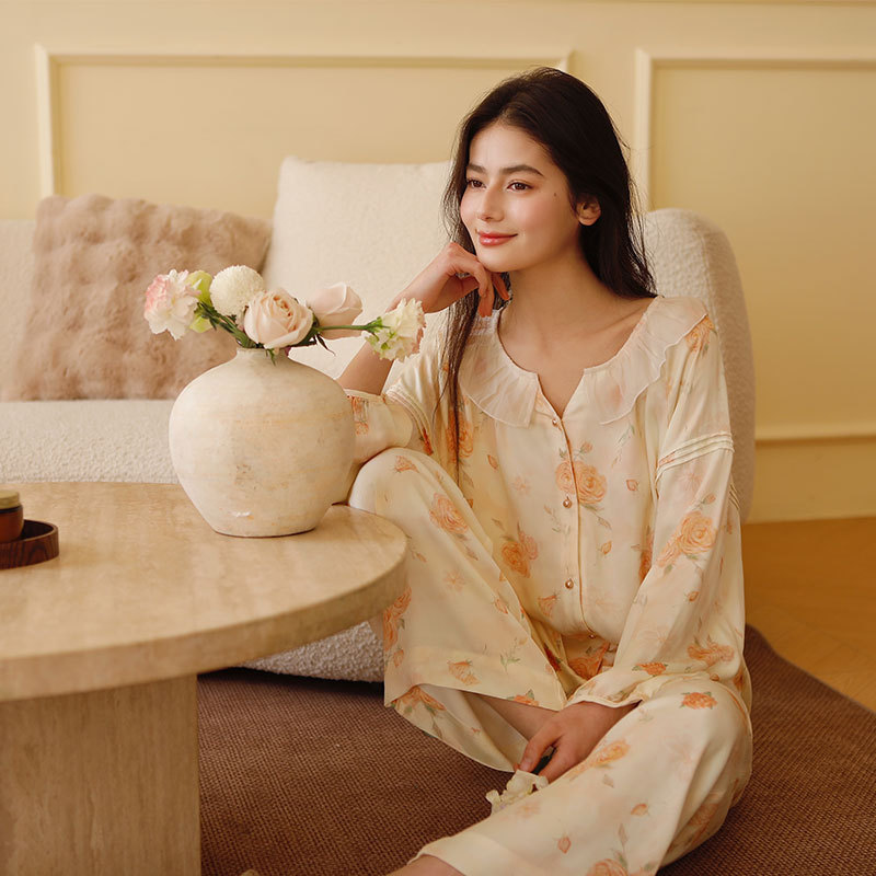 25 Years New Product All Year Round Rayon Satin Beautiful Floral Print Loose Korean Style Lace Collar Pajamas Set Home Wear