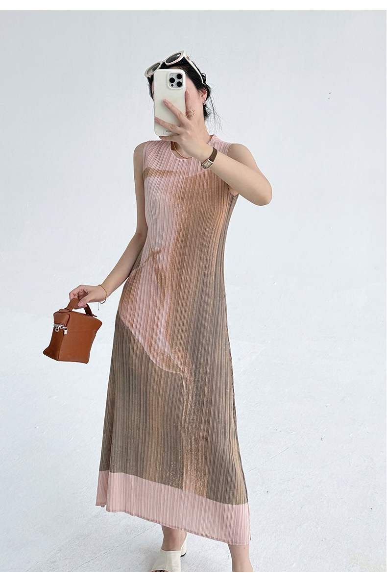 Đầm maxi nữ in hoa cổ tròn không tay ôm sát — Màu nâu đỏ chi tiết 22