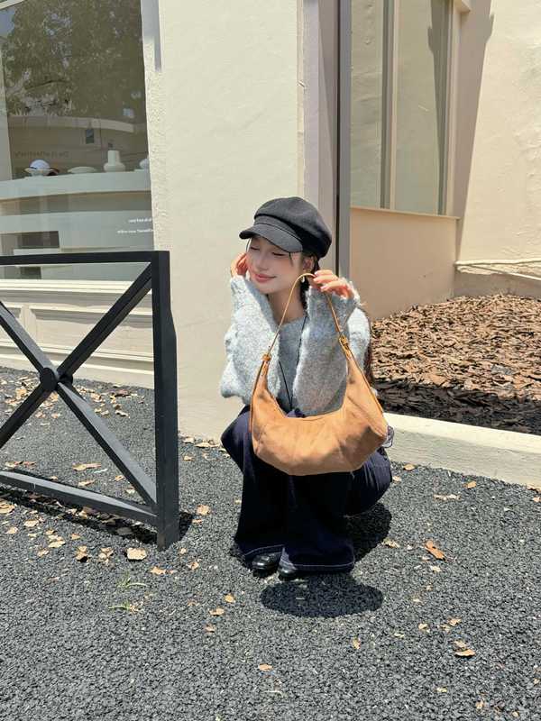 麂皮质感腋下包包女2025早秋款日常百搭休闲单肩斜挎包饺子包时尚|undefined
