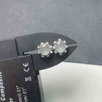 Завод оптовой натуральный изумруд 18k золотой инкрустированный белый лед серьги изумрудный серьги пара нефритовых ушей сертификат