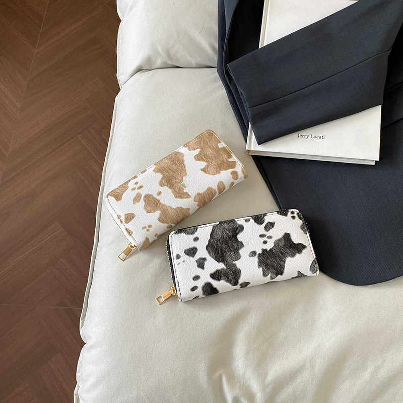 Korean Style Women's Wallet Long Zipper Clutch Bag Simple and Fashionable Cow Pattern Printed Coin Purse Card Holder Mobile Phone Bag