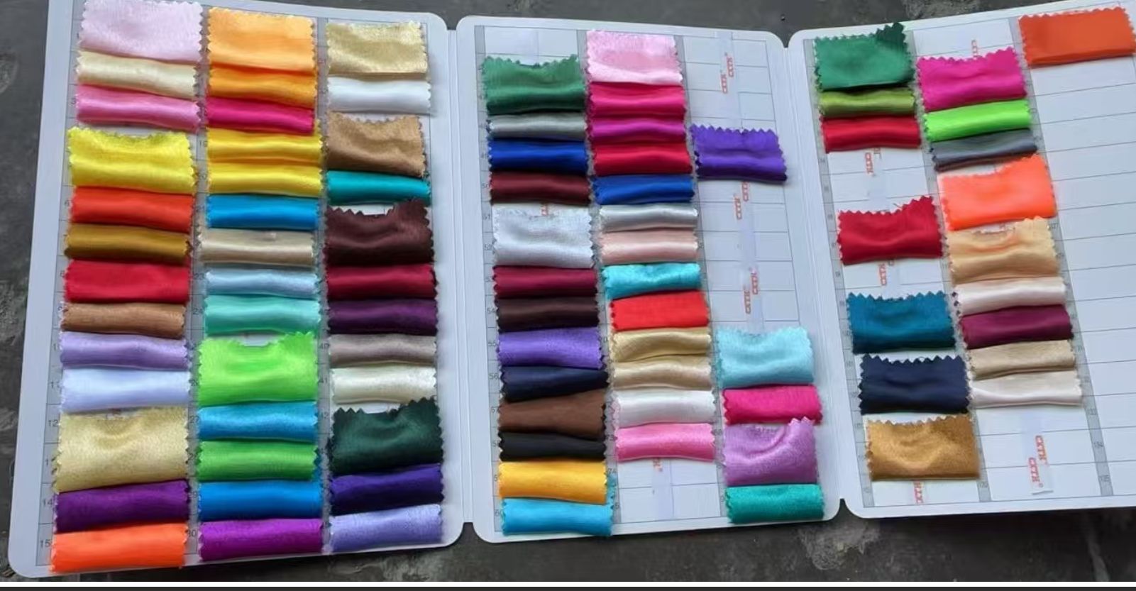 Tùy chỉnh màu sắc khác