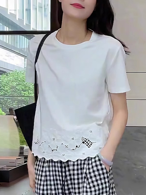 【インマンと同じスタイル】綿100 ライトカラー 刺繍Tシャツ 2025夏新作 レディース半袖トップス|undefined