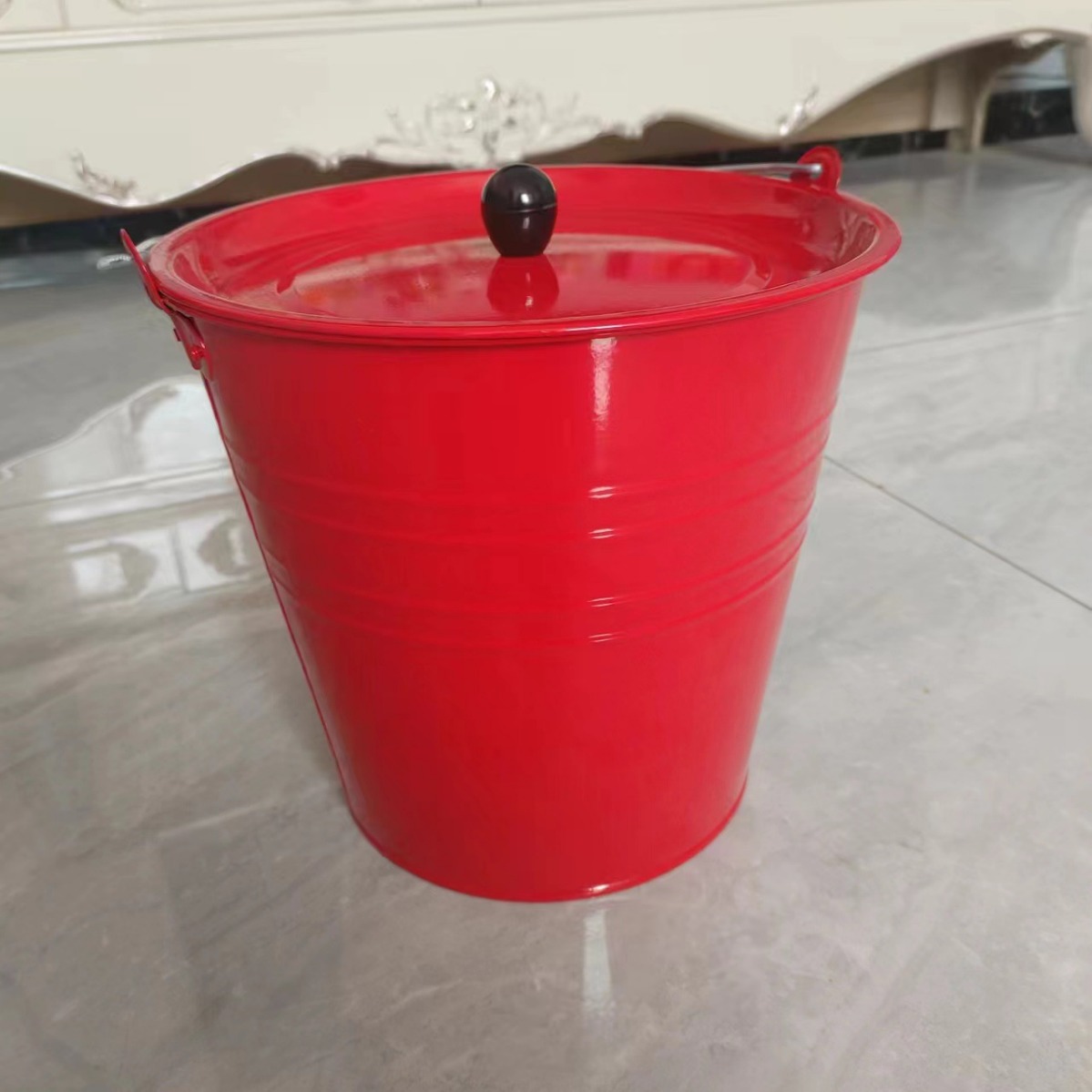 厂家现货供应铁桶外贸消防桶10升12升镀锌铁水桶可来样镀锌圆桶