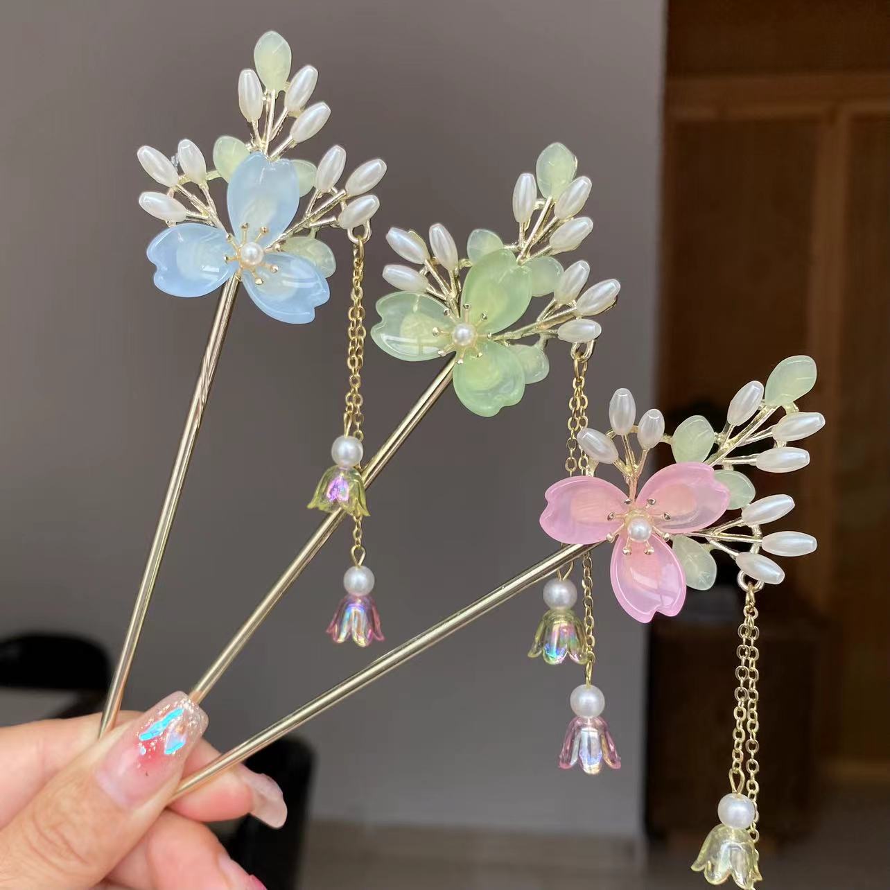新中式花朵古風流蘇髮簪女步搖高級感後腦勺盤髮簪子漢服髮釵配飾