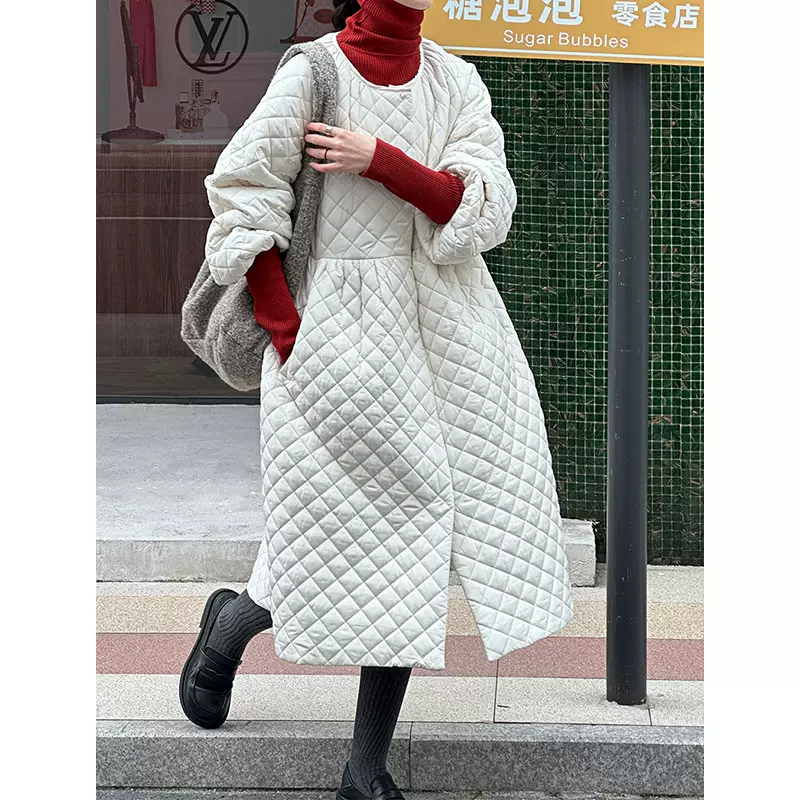 橘芷2024冬季新款外套韩版小清新简约菱格夹棉花朵连衣裙22012