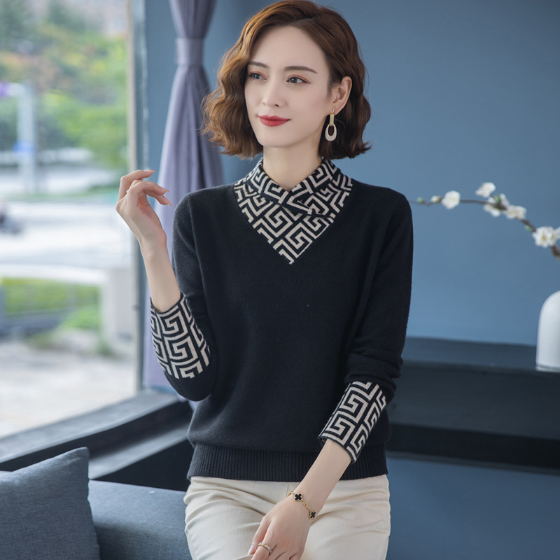 High-End Design Autumn and Winter New Wool Knitwear Women's Brand Versatile Tops Skin-Friendly Exquisite Elegant Bottoming Shirt