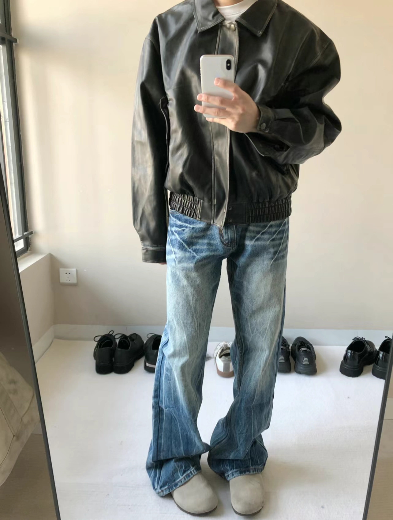 Vintage Washed Lightning Bolt Jeans Straight Leg Denim Pants_voghion.com