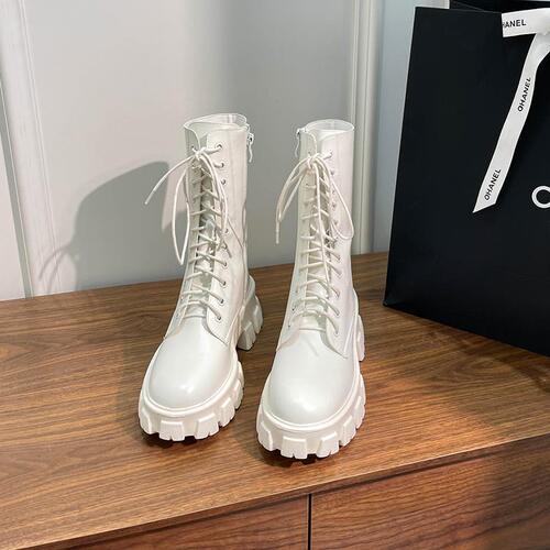 Martin boots, women's round head and side zipper locomotive all-matching white England mid-barrel boots for autumn and winter new thick sole short boots