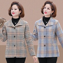 中年妈妈春秋装格子毛呢外套短款中老年女大衣老人中年人岁