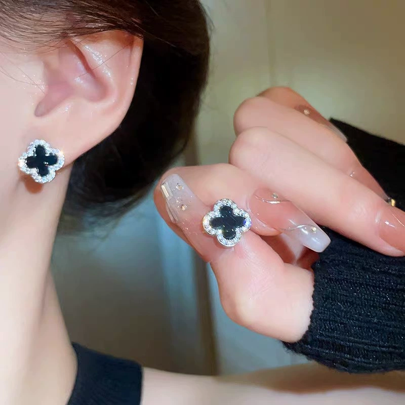 Розовые изысканные серьги с цветами, модные серьги 2025 года, новый горячий стиль, высококачественные доступные роскошные элегантные атмосферные серьги для женщин