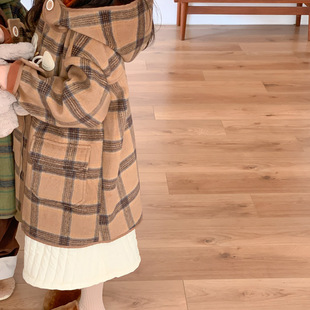 Children's Outwear 2025 Winter Style Korean Style Hooded Plaid One-Piece Velvet Jacket for Boys and Girls, Kidsren's Thickeneded Mid-Length Windbreaker