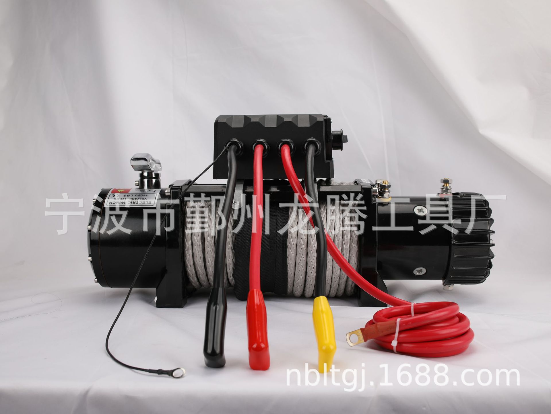 Direct from the factory: 14000lb car winch, 12V, essential for off-road adventures, with nylon rope, for vehicle towing