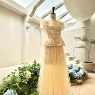 �F؛�W������ȹŮ�ļ��¿�A�ָ�����[ȹ���}�������洩�����L��