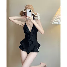 比基尼;连体泳衣;连衣裙