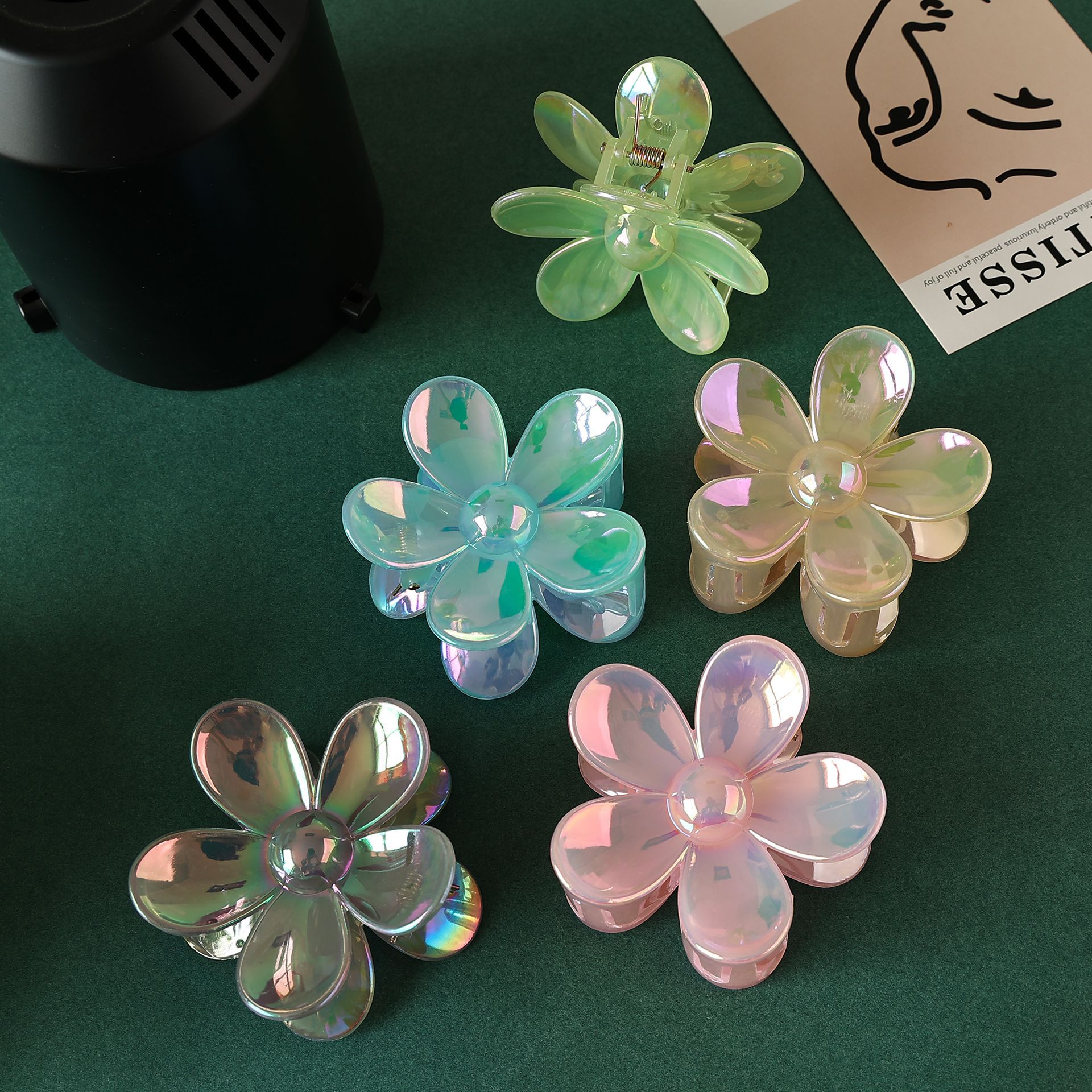 65g Weight Hair Claws Hair Accessories Type 1 Piece Quantity Holiday, Daily Occasion Plastic Material Plumeria Pattern All Seasons Season Women's Gender Plating Design Simple Style Style Simple Style Women's Plumeria Plastic Plating Hair Claws 无