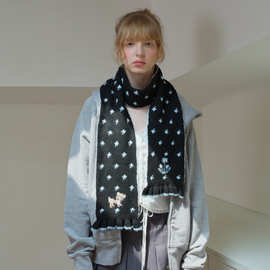 韩国设计师款羊毛混纺卡通小鹿提花针织围巾女冬季少女感花边围脖