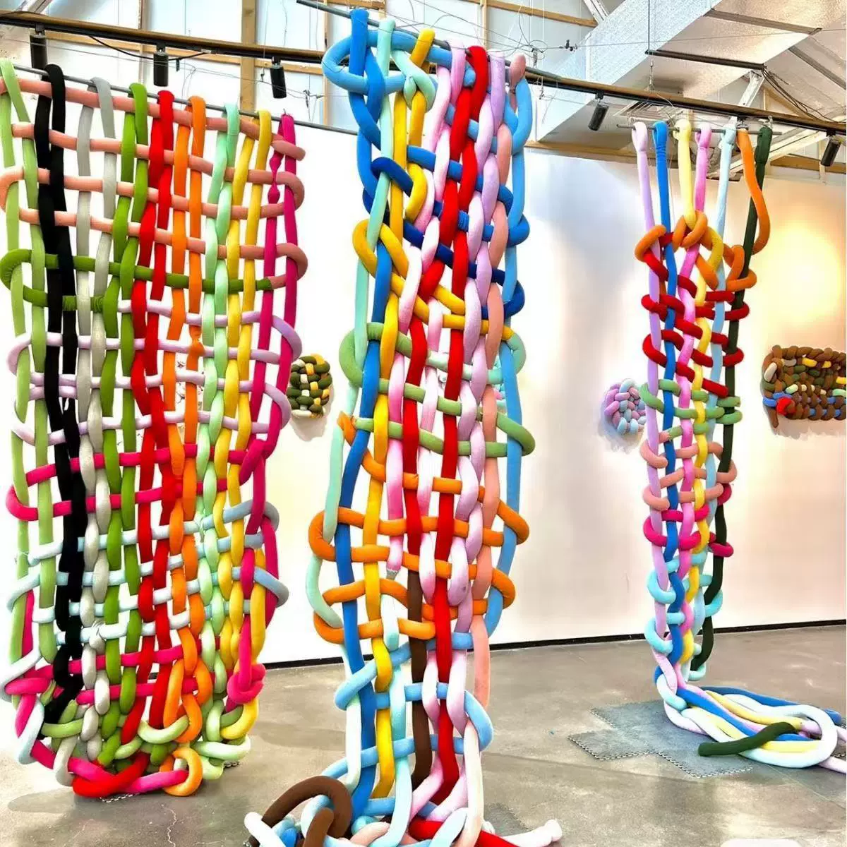 天鹅绒Ins布条冰岛超粗毛线徒手编织毯子宠物窝抱枕水晶绒灌芯棉