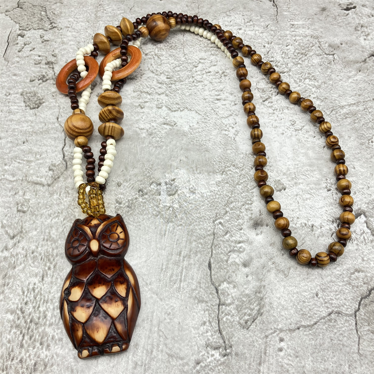 54g Weight Sweater Chain, Long Necklace, Necklace Classification 1 Piece Quantity Holiday, Street Occasion Wood, Resin Material Cat, Owl, Eagle Pattern Women's Gender Casual, Retro Style Casual Retro Cat Owl Eagle Wood Resin Pendant Necklaces Wholesale 2