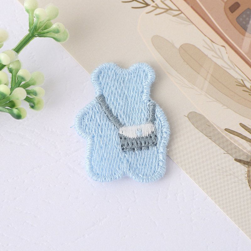 かわいいクマの刺繍パッチステッカー子供服や帽子用テキスタイルアクセサリーファブリックステッカー漫画クリエイティブDIY多用途装飾|undefined