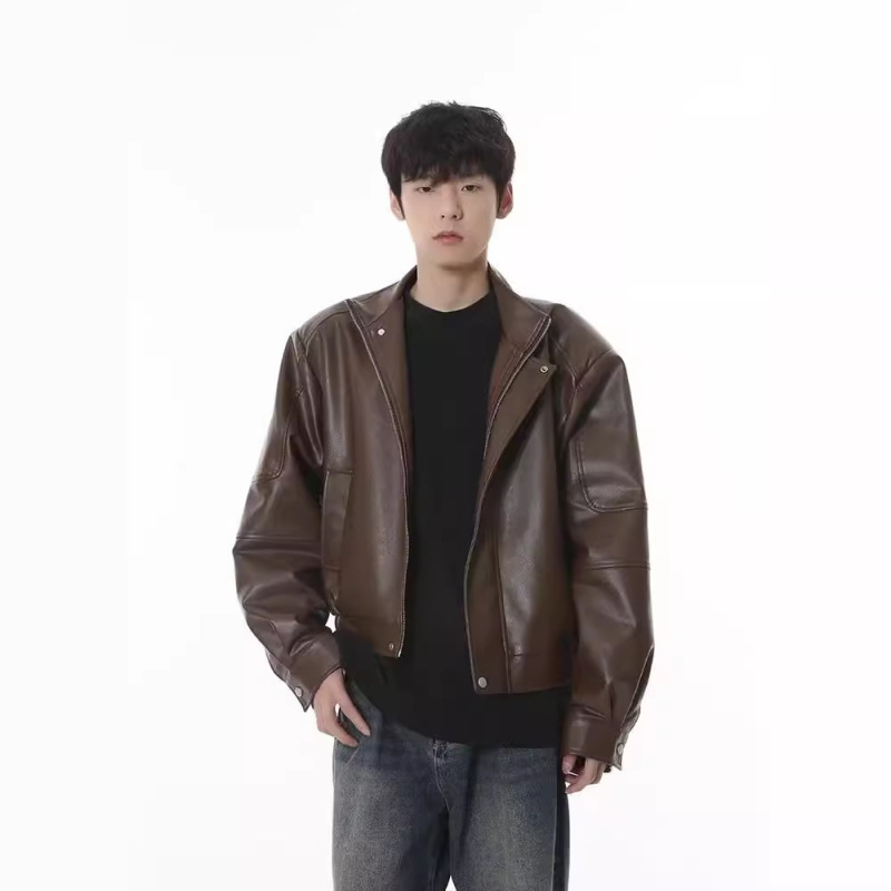 香港風レトロな茶色のpu皮の肩の短い革の服のジャケットの男性の秋冬のアメリカのゆったりした機関車の服のコートのファッション|undefined