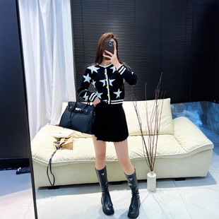 �＾�¿�Ů�b�߰汾�ڰ�ײɫ�Ứ�߼�������ǈA�I�L��ᘿ��_��