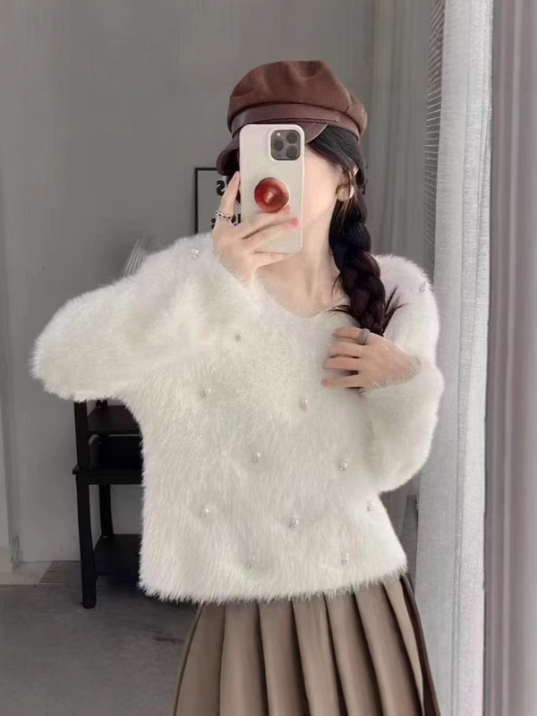 韓国版の新しい光沢のある新年クリスマスセーター女性のための秋と冬の新しいミンクベルベットデザインソフトワックスルーズトップ|undefined