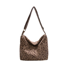 豹纹包包女士大容量单肩包河北白沟箱包斜挎包小众设计通勤托特包