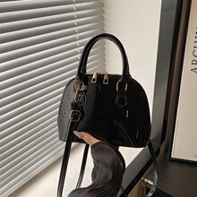 ����Ů2025�����¿�ԏ͹ņμ�б��Ů���r��С���OӋ�����