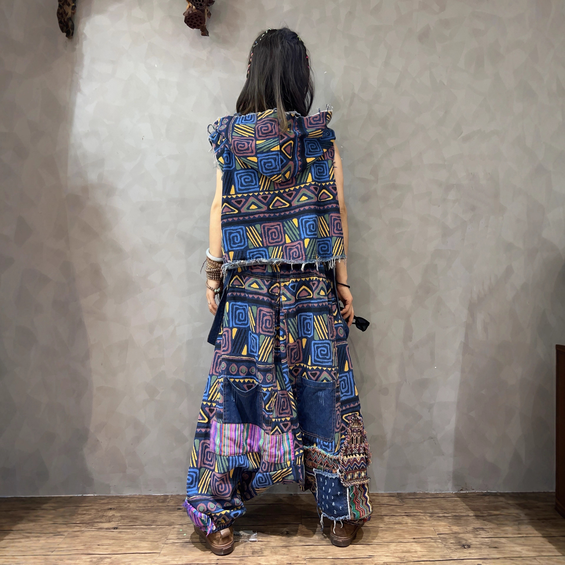 Personalidad de moda cool vaquero diseño de bordes de lana chaleco encapuchado correa de correa de chaleco de caño suelto conjunto de moda retro de moda mujer moda image 4