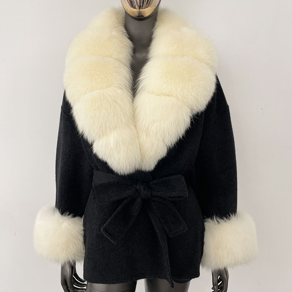 블랙+오프화이트